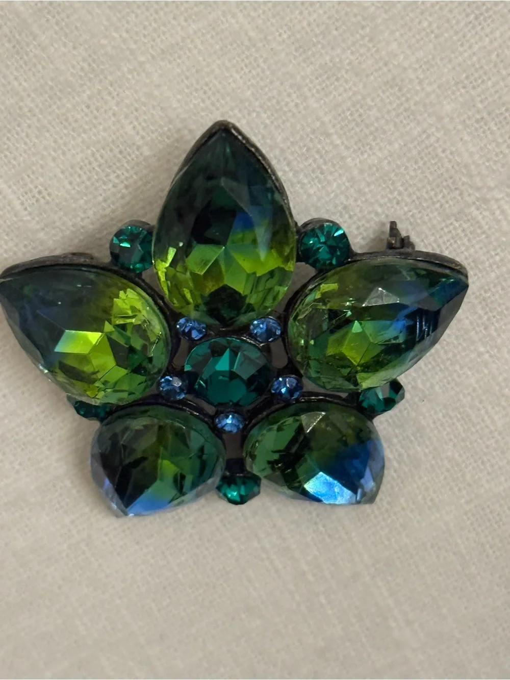 VTG Mid Century Vitrail Green Blue Rhinestone Flower Brooch